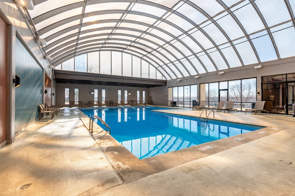 Wyndham Omaha / West Dodge