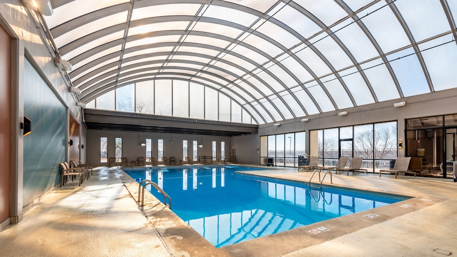 Wyndham Omaha / West Dodge