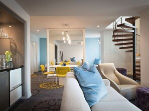 1 bedroom, premium bedding, pillow-top beds, minibar