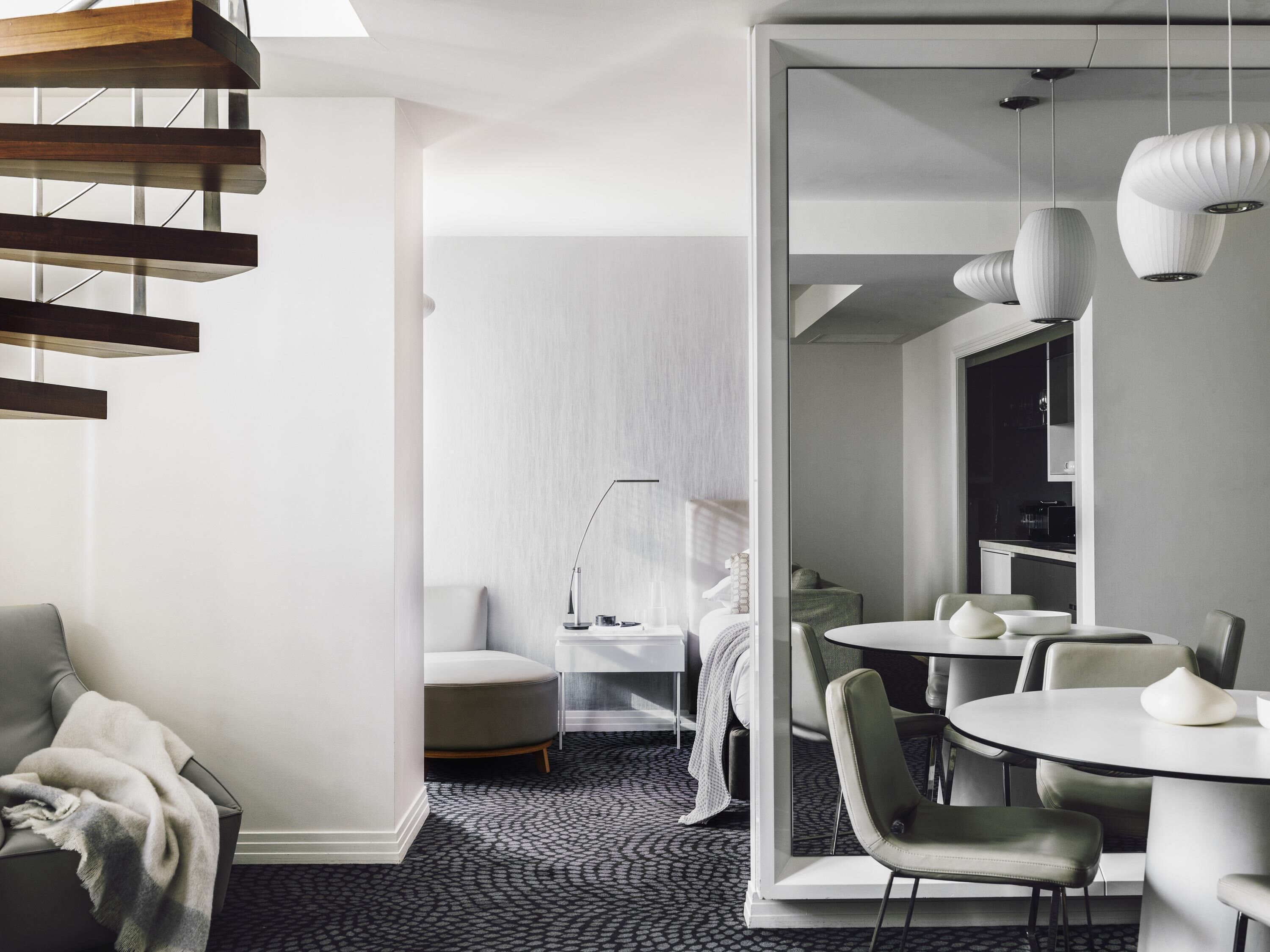 Loft, 1 cama de matrimonio grande | Ropa de cama de alta calidad, colchones con acolchado adicional, minibar