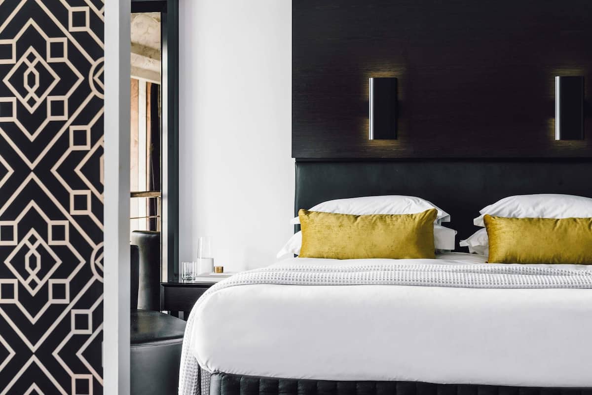 Penthouselejlighed - 1 kingsize-seng - balkon | 1 soveværelse, premium-sengetøj, senge med topmadrasser, minibar