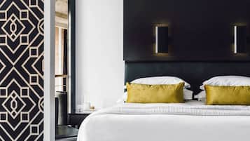 Penthouse, 1 giường cỡ king, ban công | 1 phòng ngủ, bộ đồ giường cao cấp, nệm có lớp đệm bông, minibar