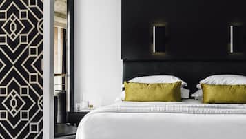 Penthouse, 1 King Bed, Balcony | Indoor wedding