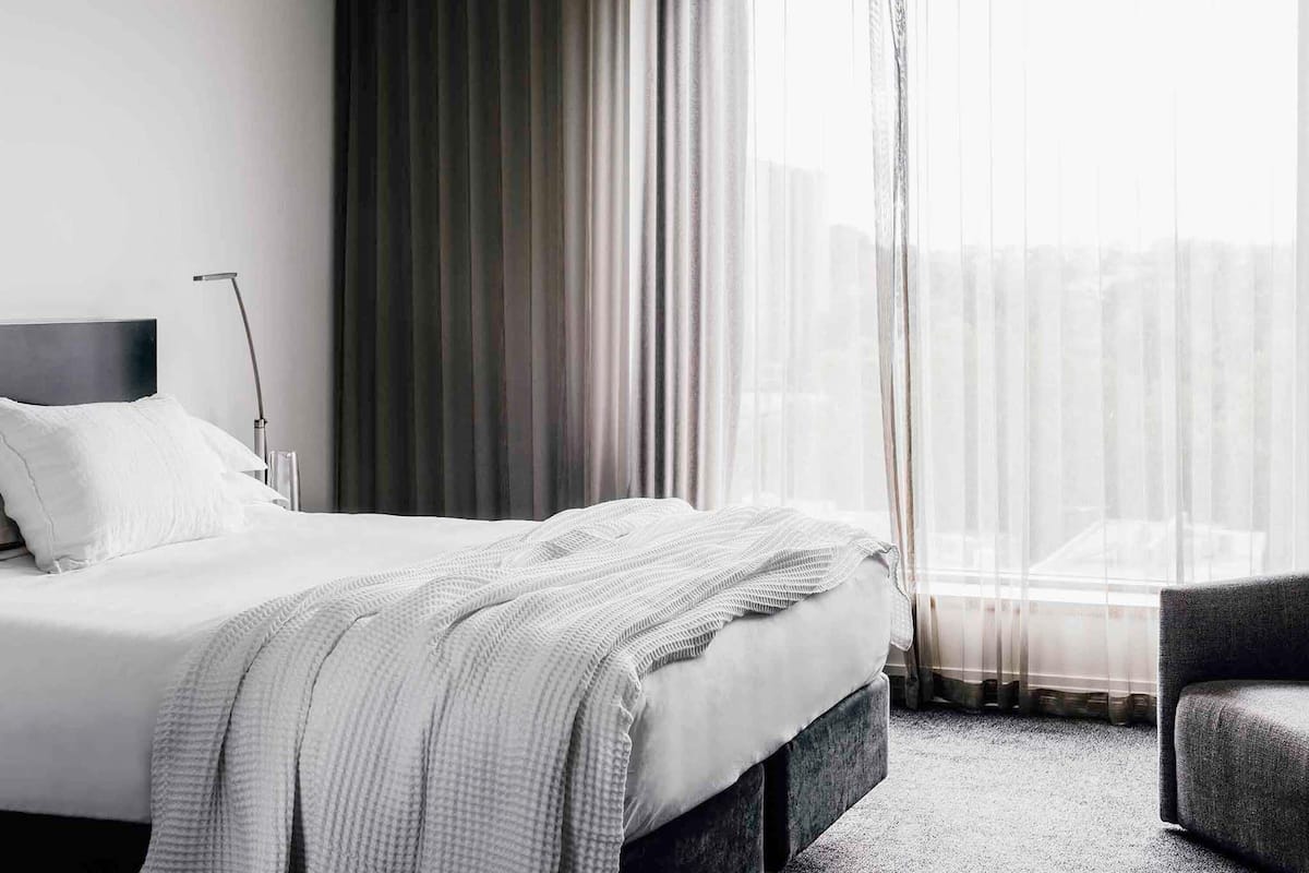 Superior-rum - 1 kingsize-säng | 1 sovrum, sängtillbehör av högsta kvalitet, bäddmadrasser och minibar