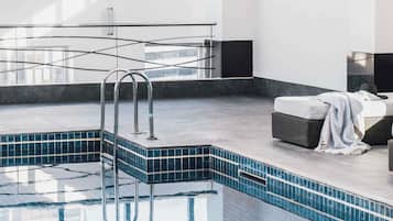 Indoor pool, pool loungers