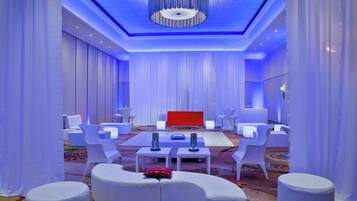 2 barer/lounger, poolbar, bar ved poolen, strandbar
