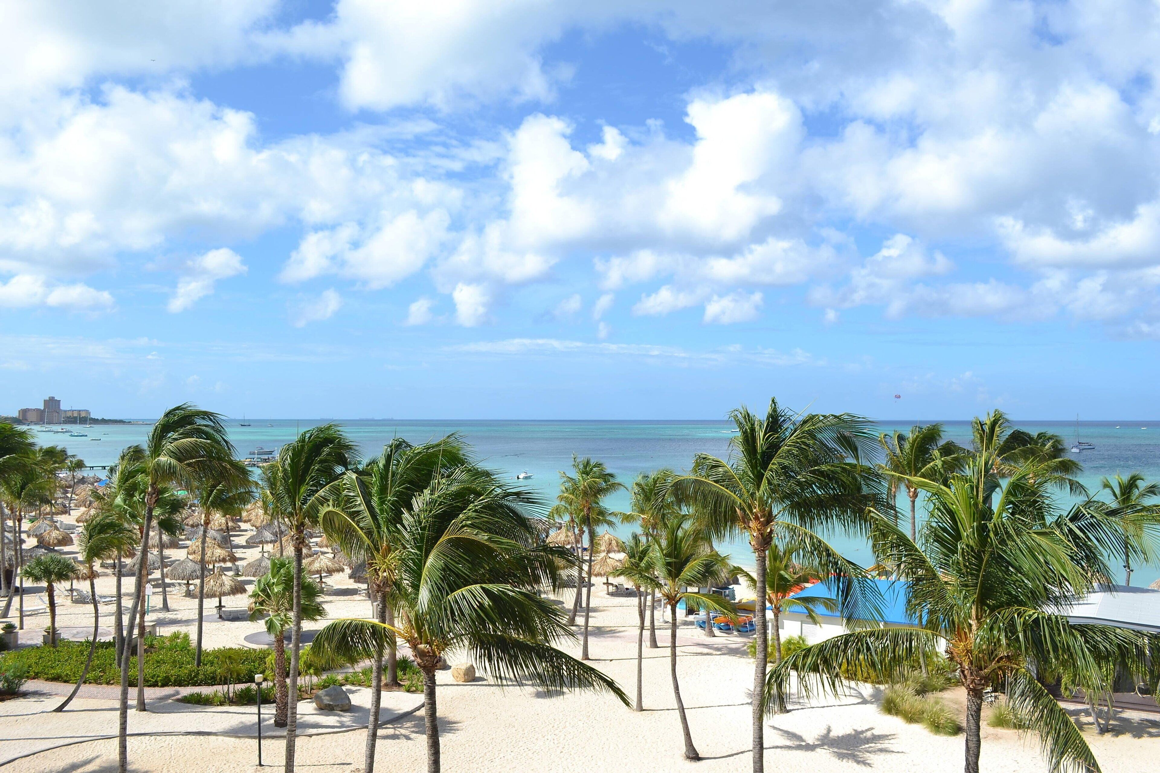 Vista para praia/oceano