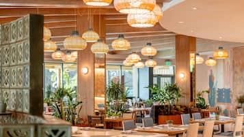 5 Restaurants, Frühstück, Mittagessen, Abendessen, mediterrane Küche