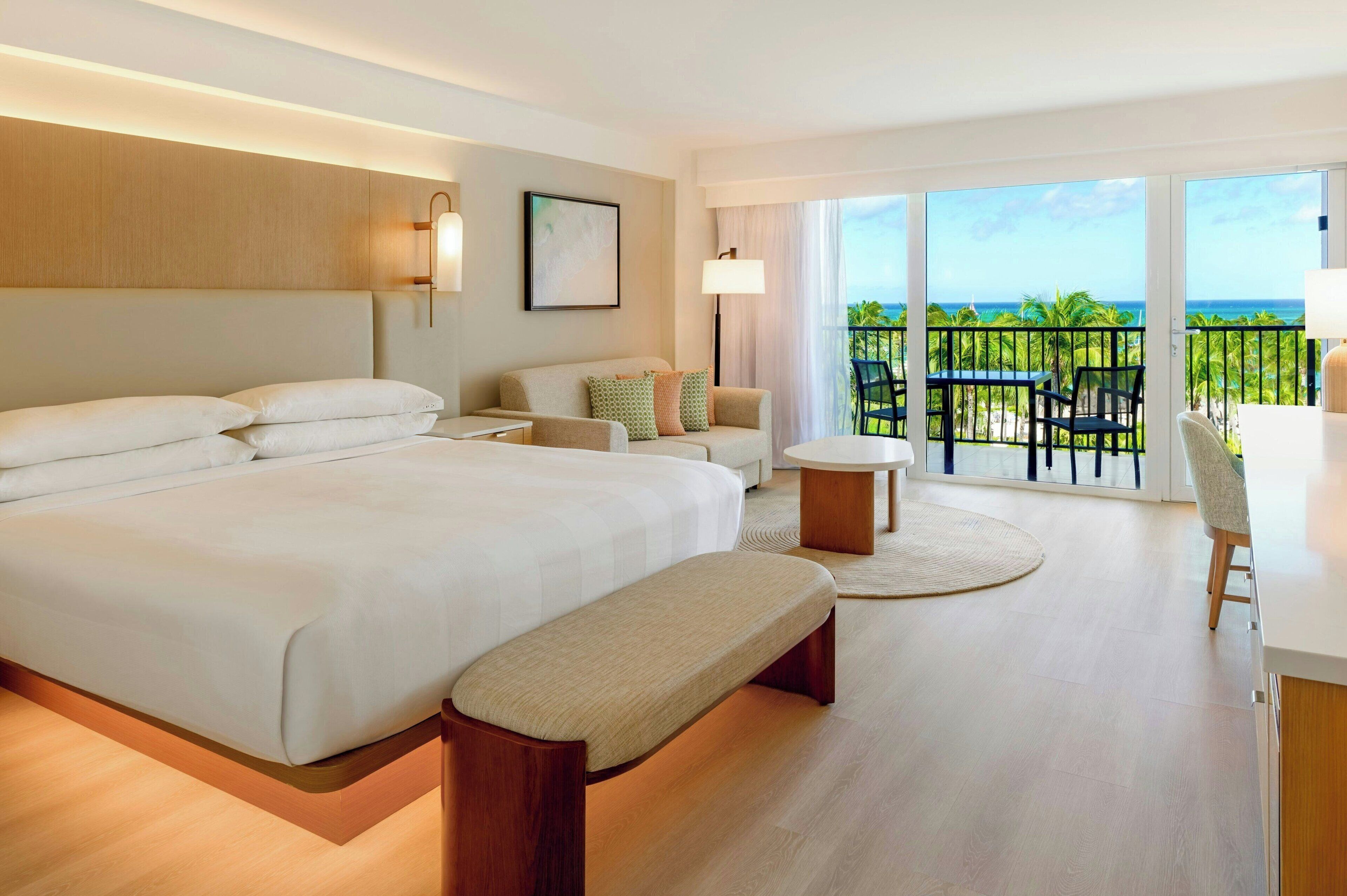 ルーム キングベッド 1 台ソファーベッド付き オーシャンビュー | 1 室のベッドルーム、高級寝具、羽毛の掛け布団、セーフティボックス (室内)