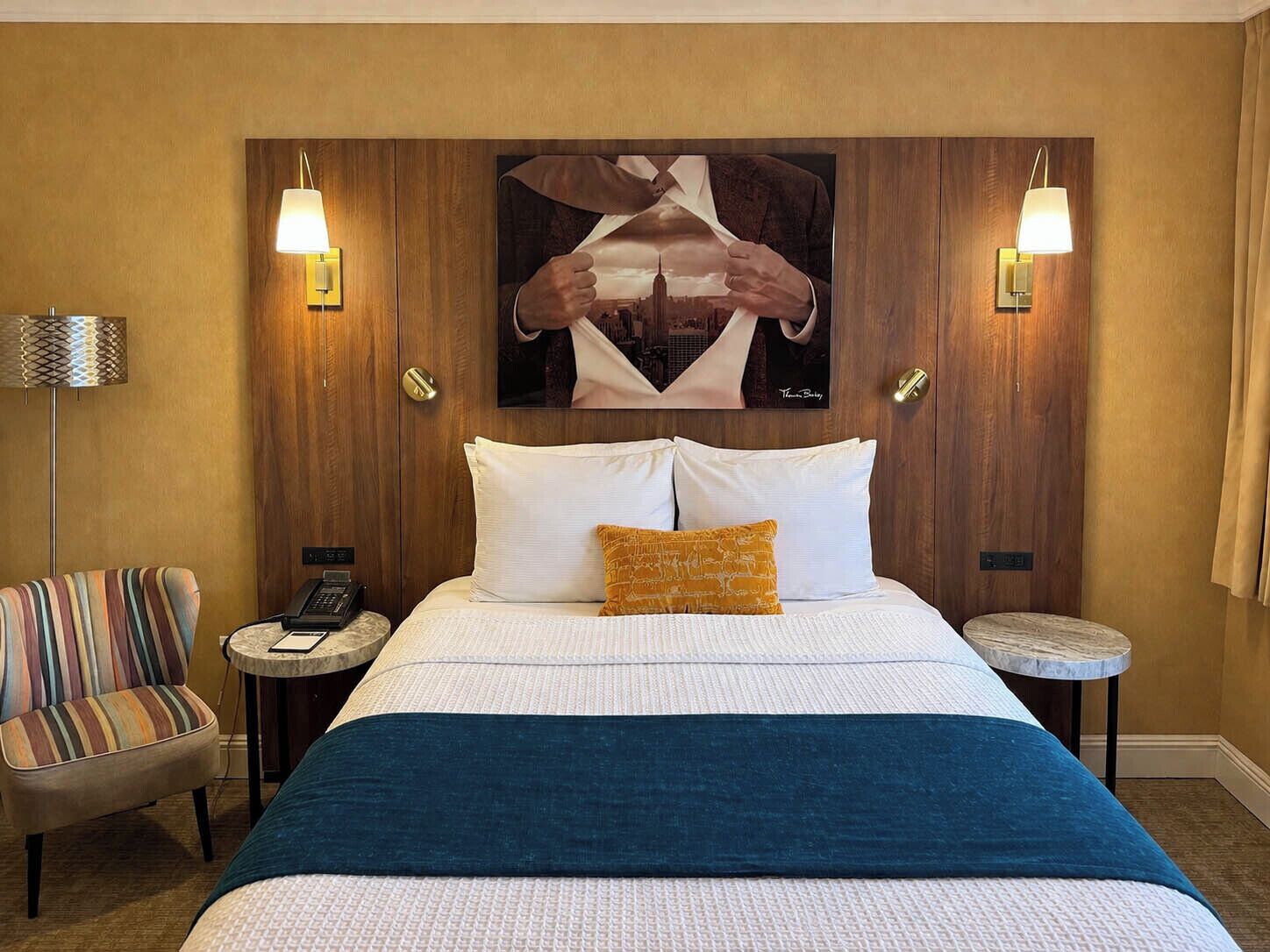 Traditional Room, 1 Queen Bed | Hypo-allergenic bedding, pillowtop beds, in-room safe, desk