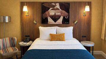 Habitación tradicional, 1 cama Queen size | Ropa de cama hipoalergénica y camas con pillow-top