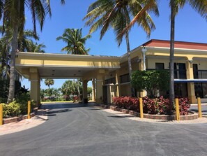 Entrée de l’hébergement