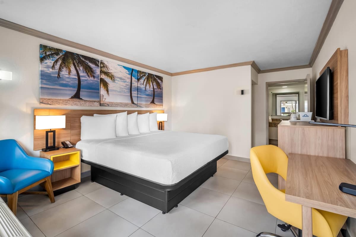 Decoración personalizada, muebles diferentes y escritorio