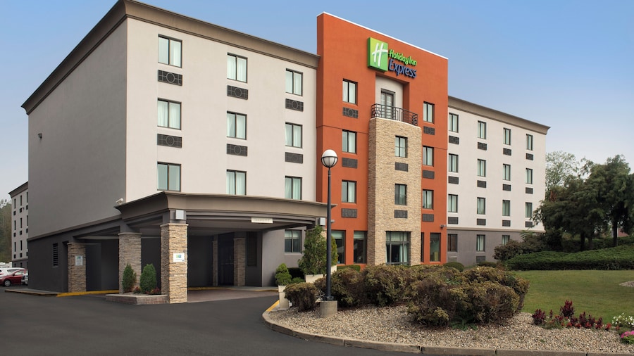 Holiday Inn Express Boston - Saugus by IHG