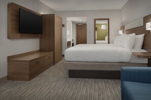 Habitación estándar, 1 cama de matrimonio grande con sofá cama | Ropa de cama de alta calidad y colchones con acolchado adicional
