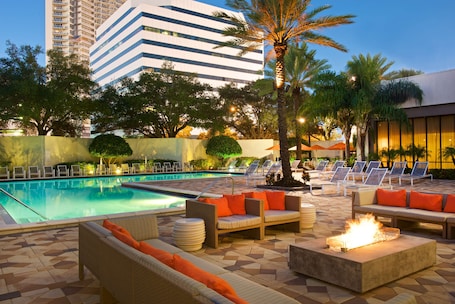 Exterior. Hilton St. Petersburg Bayfront