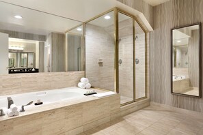 Free toiletries, hair dryer, towels - Embassy Suites by Hilton Brea North Orange County (Brea)