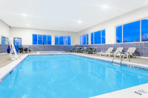 Howard Johnson by Wyndham Perry GA