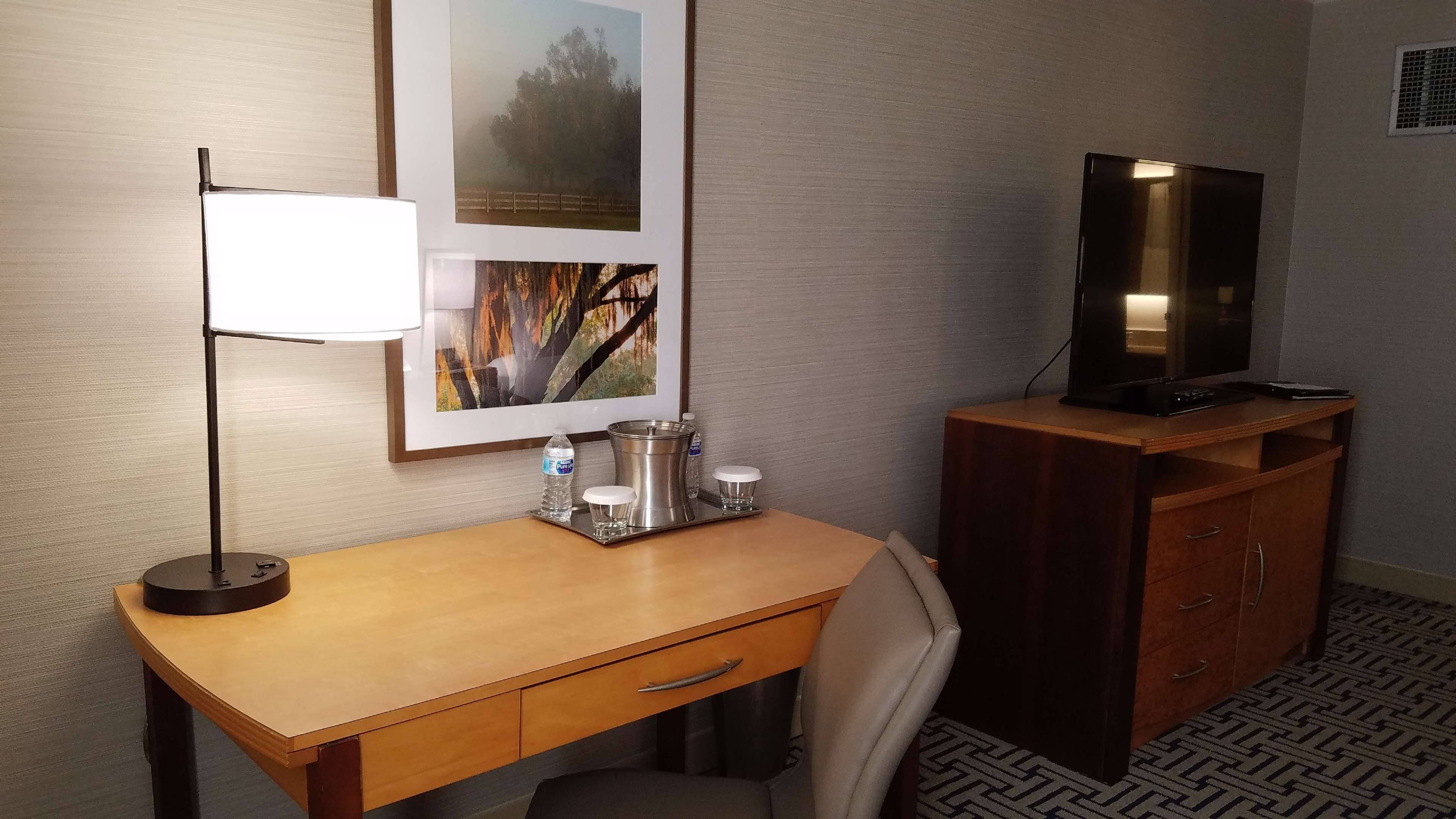 premium bedding, in-room safe, desk, laptop workspace