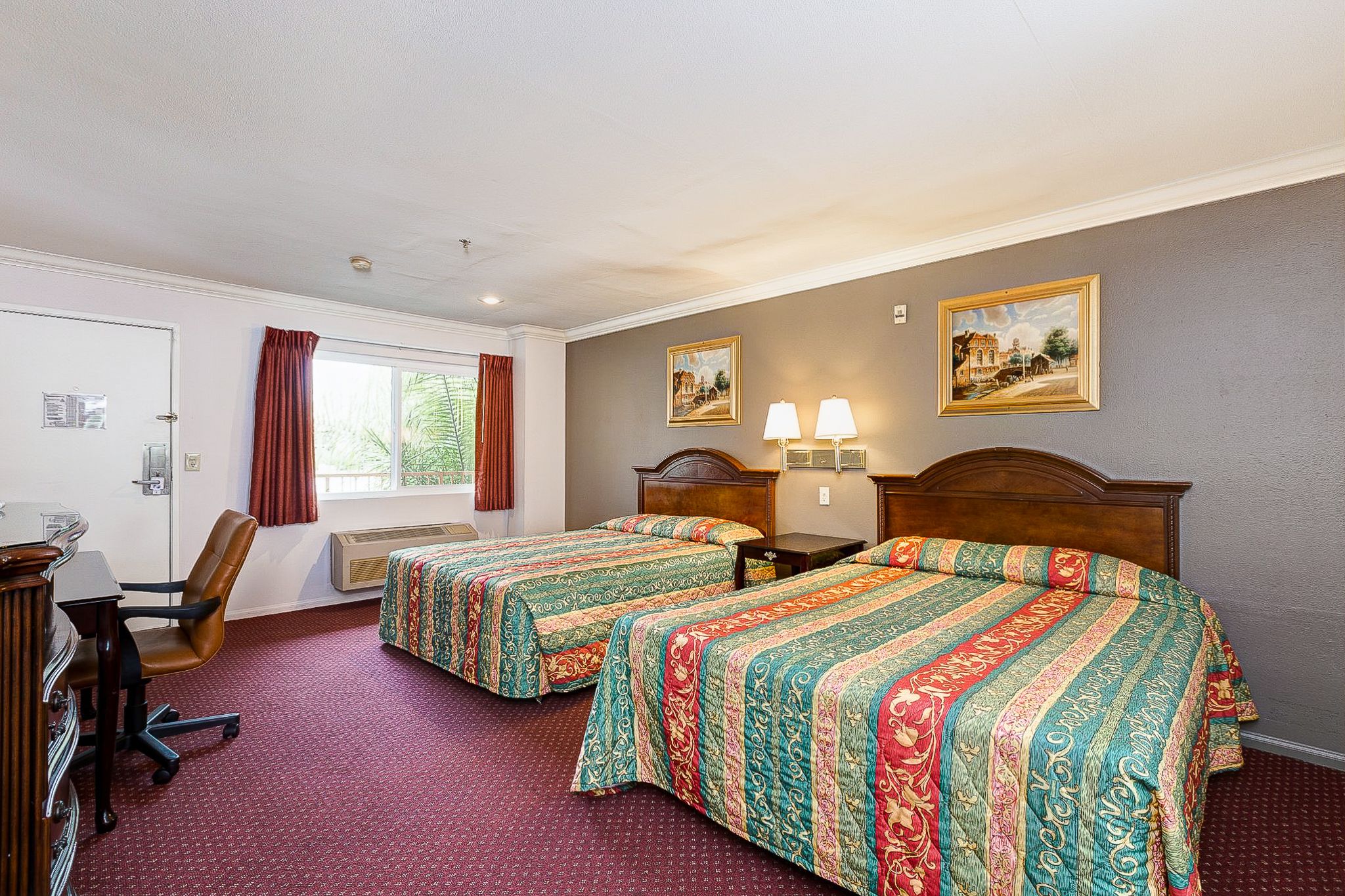 标准房, 2 张大床 | 办公桌、熨斗/熨衣板、免费 WiFi、床单