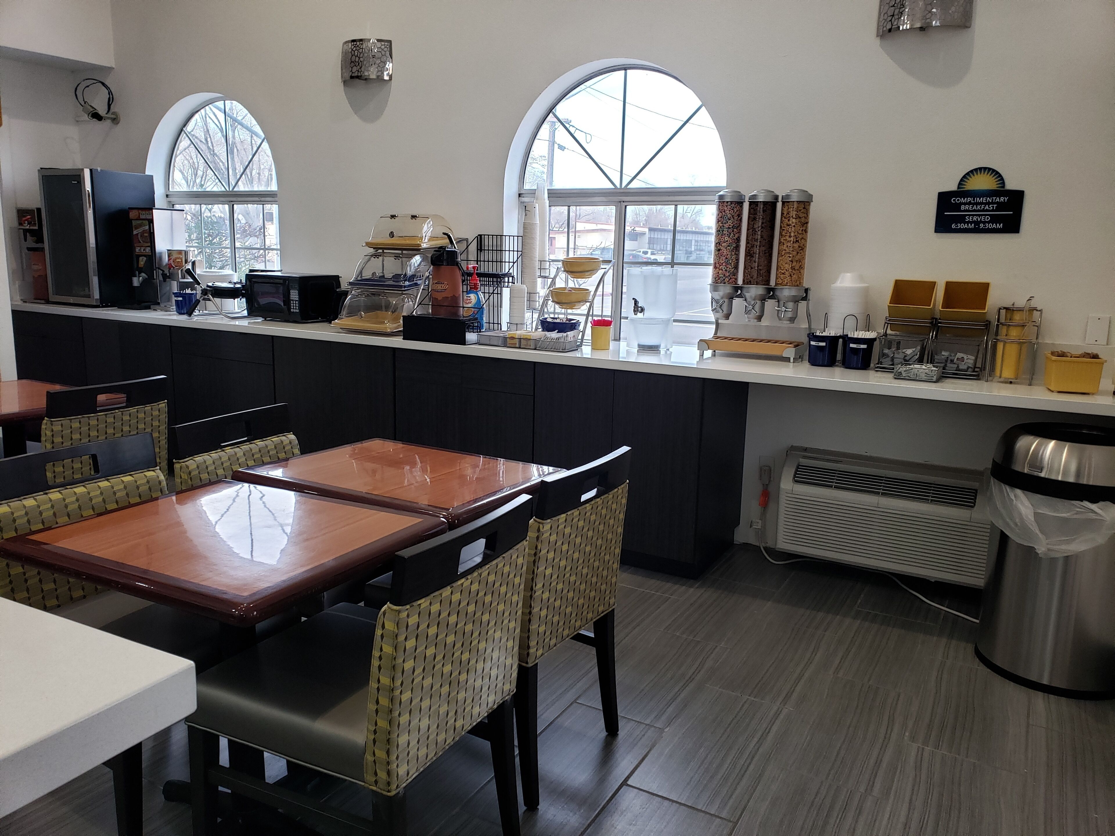 Foto - Days Inn by Wyndham Bishop