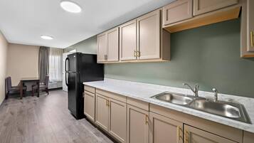 1 King Bed Suite w/ Efficiency Non Smoking | Private kitchenette | Fridge, microwave, coffee/tea maker, eco-friendly cleaning products
