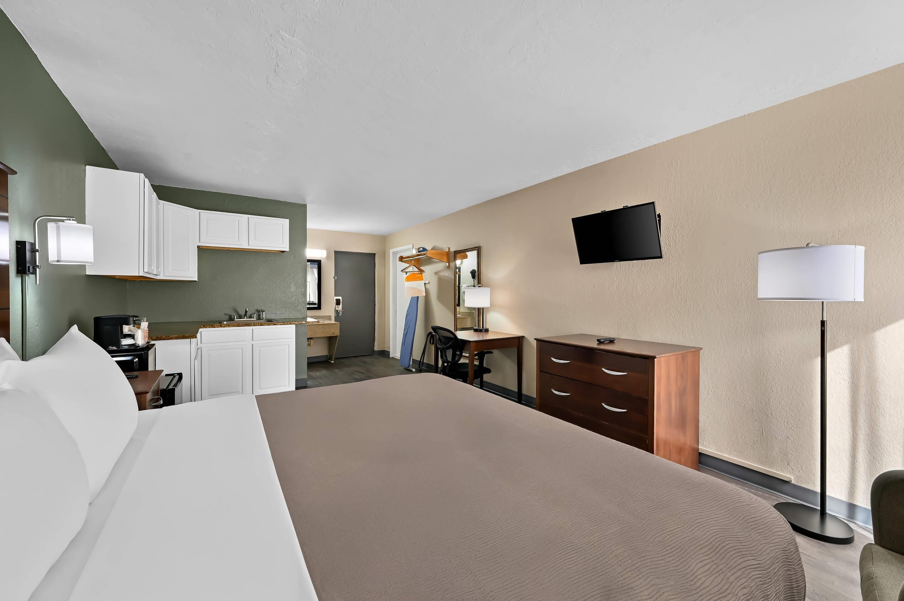 Suite – executive, 1 kingsize-seng med sovesofa, ikke-røyk (Upgrade) | Sengetøy av topp kvalitet, dundyner og skrivebord