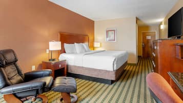 Standaard kamer, 1 kingsize bed, niet-roken | Een kluis op de kamer, een bureau, een laptopwerkplek