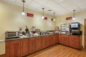 Free daily continental breakfast