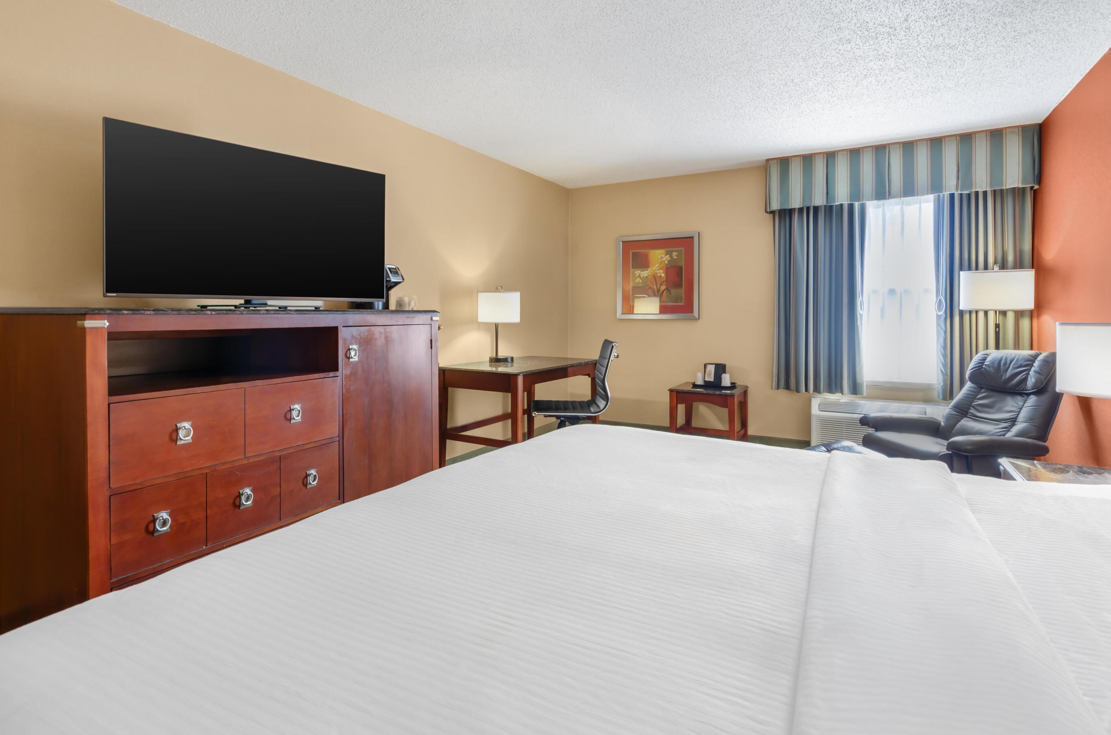 In-room safe, desk, laptop workspace, blackout drapes