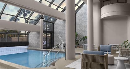 Embassy Suites by Hilton Orlando International Drive ICON Park
