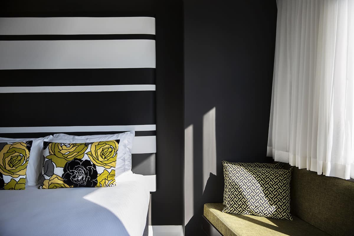 1 bedroom, in-room safe, desk, laptop workspace