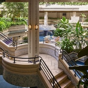 Mayfair House Hotel & Garden
