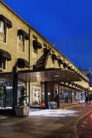 Façade de l’hébergement - soirée/nuit