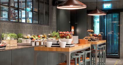 Elite Park Avenue Hotel