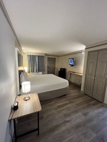 Sulphur Extended Stay