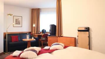 Privilege, Zimmer, 1 Queen-Bett | Zimmerausstattung