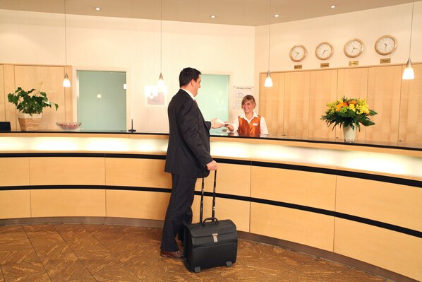 Mostrador de check-in y check-out