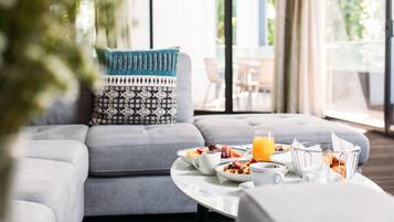 Room service – dining