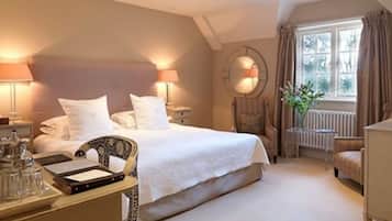 Chambre Deluxe, 1 chambre | Literie de qualité supérieure, minibar, coffres-forts dans les chambres