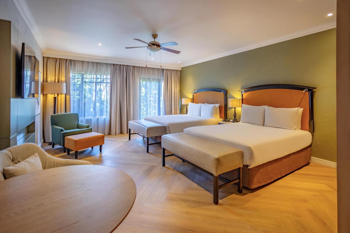 Superior Double Room | Premium bedding, minibar, in-room safe, desk