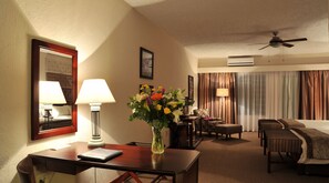 Premium bedding, minibar, in-room safe, individually furnished