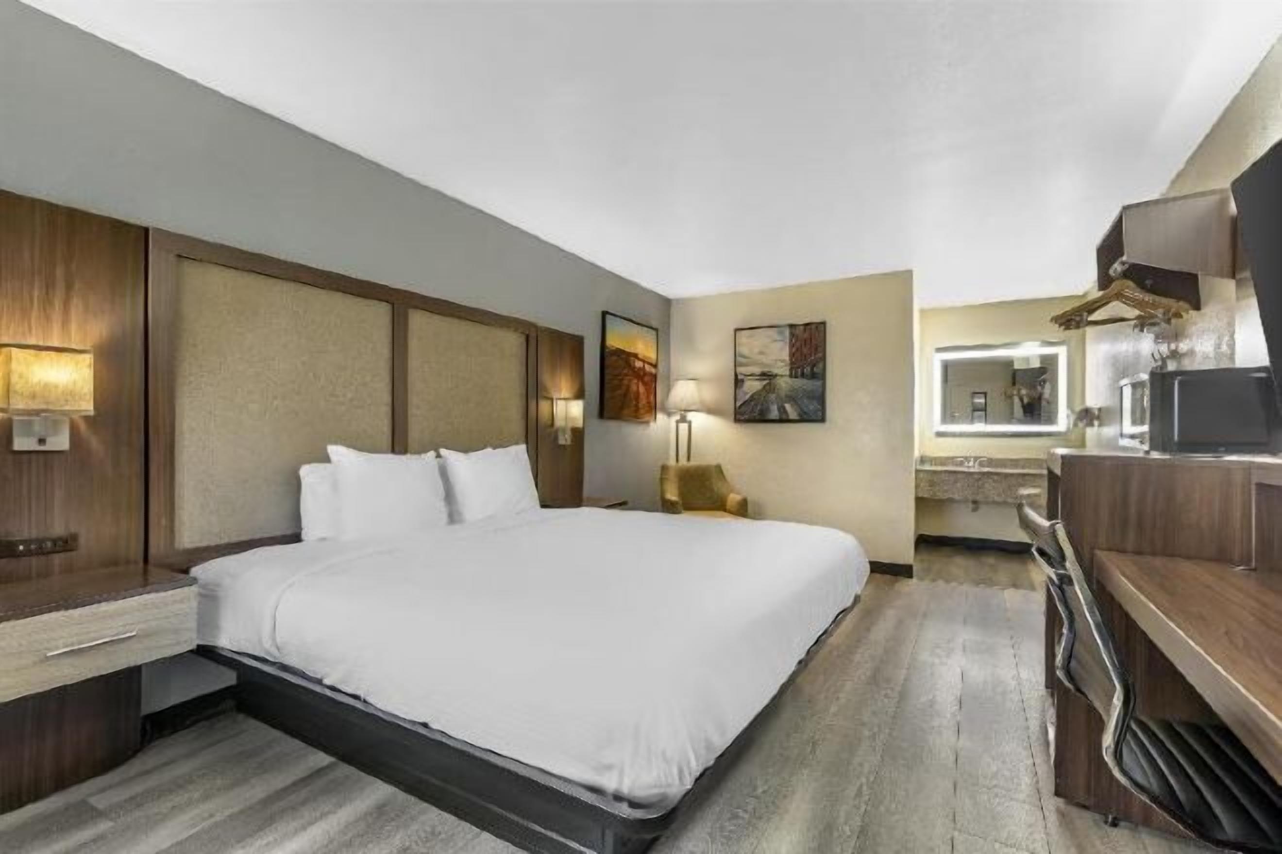 Coffre-fort, bureau, espace de travail pour ordinateurs portables