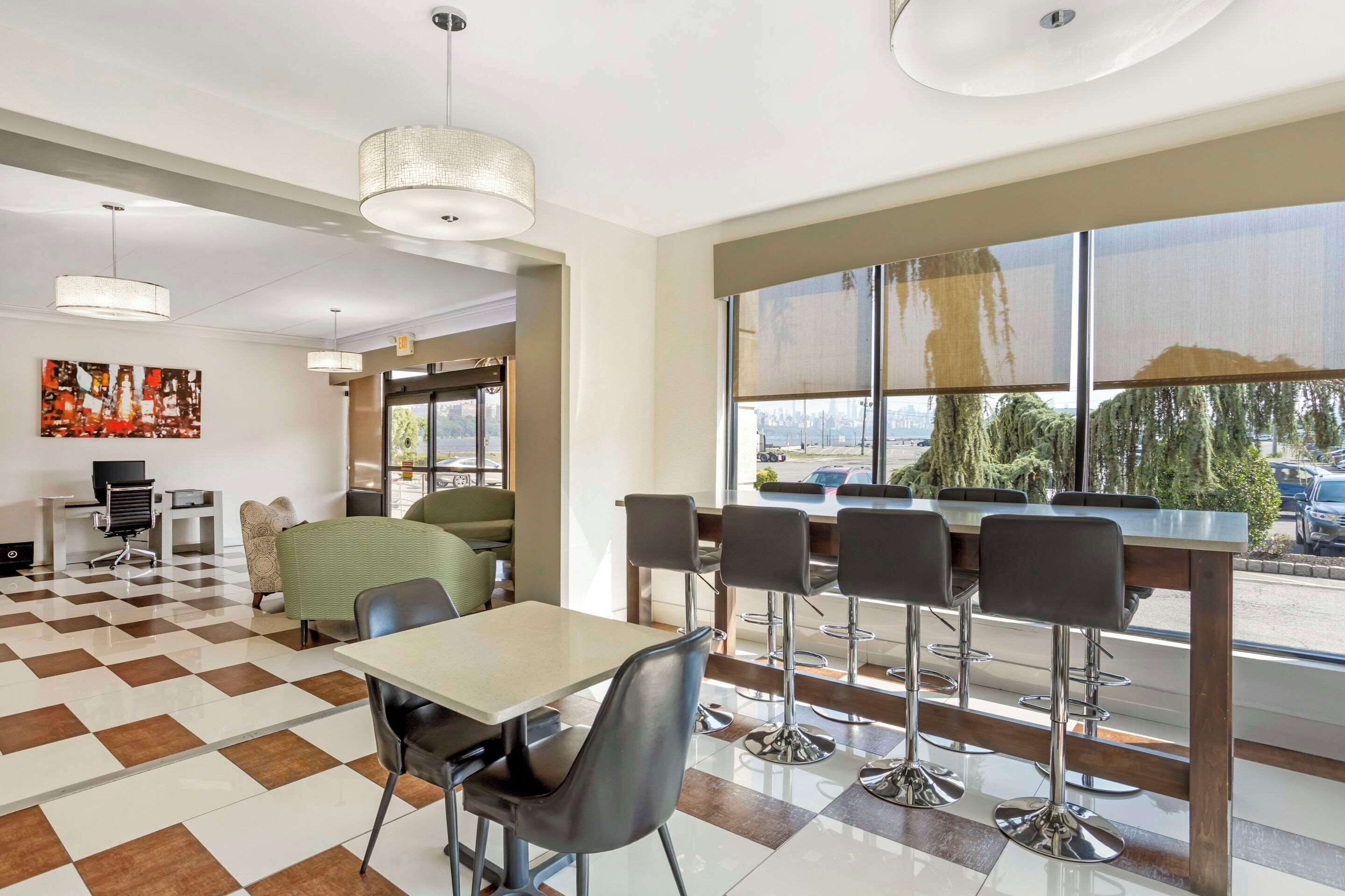 Foto - Comfort Inn Edgewater on Hudson River