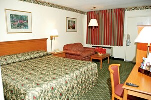 Quarto standard, 1 cama King e sofá-cama, para não fumantes | Camas extras/dobráveis (sobretaxa), Wi-Fi de cortesia