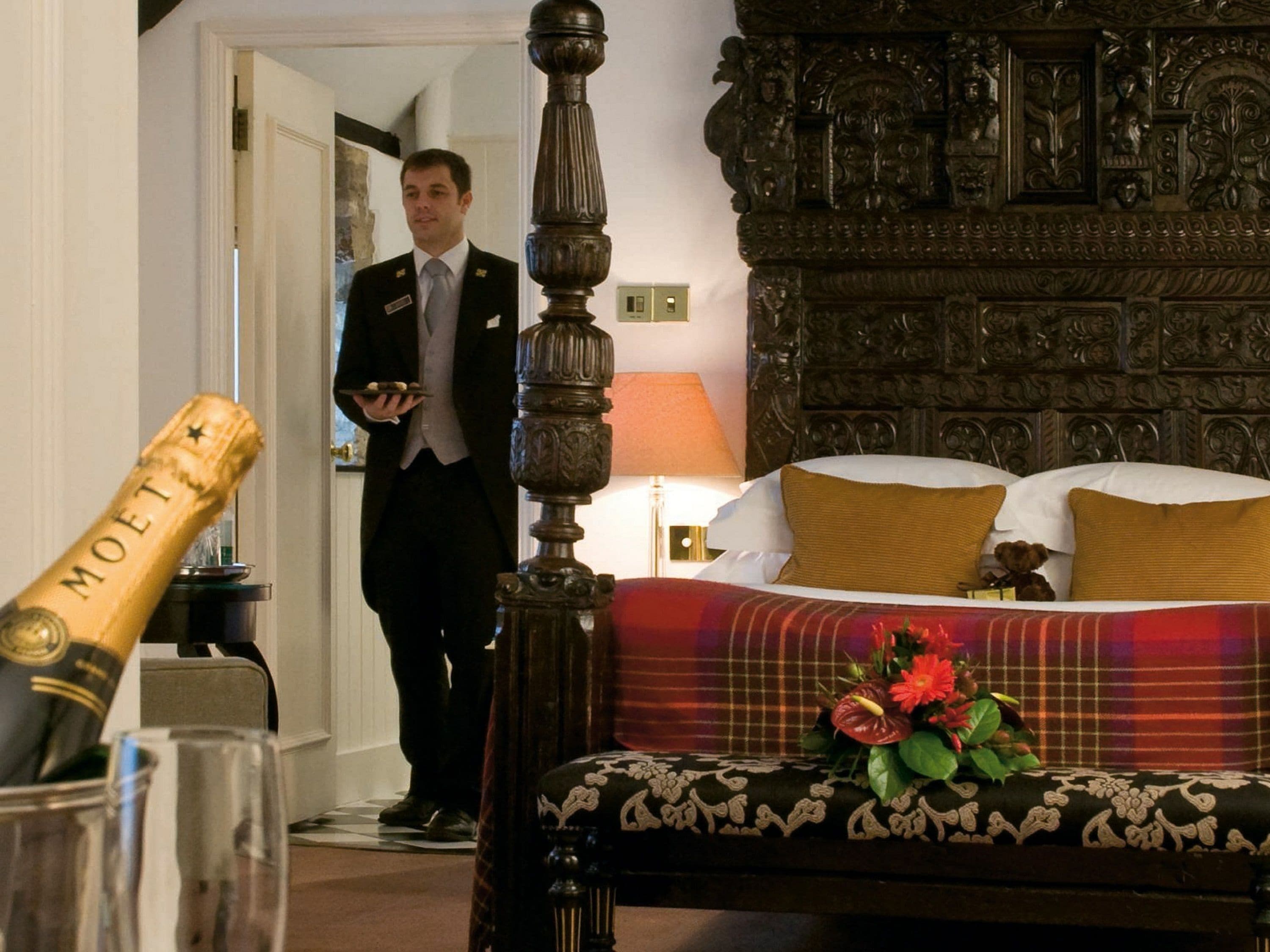 in-room safe, desk, iron/ironing board, free wifi