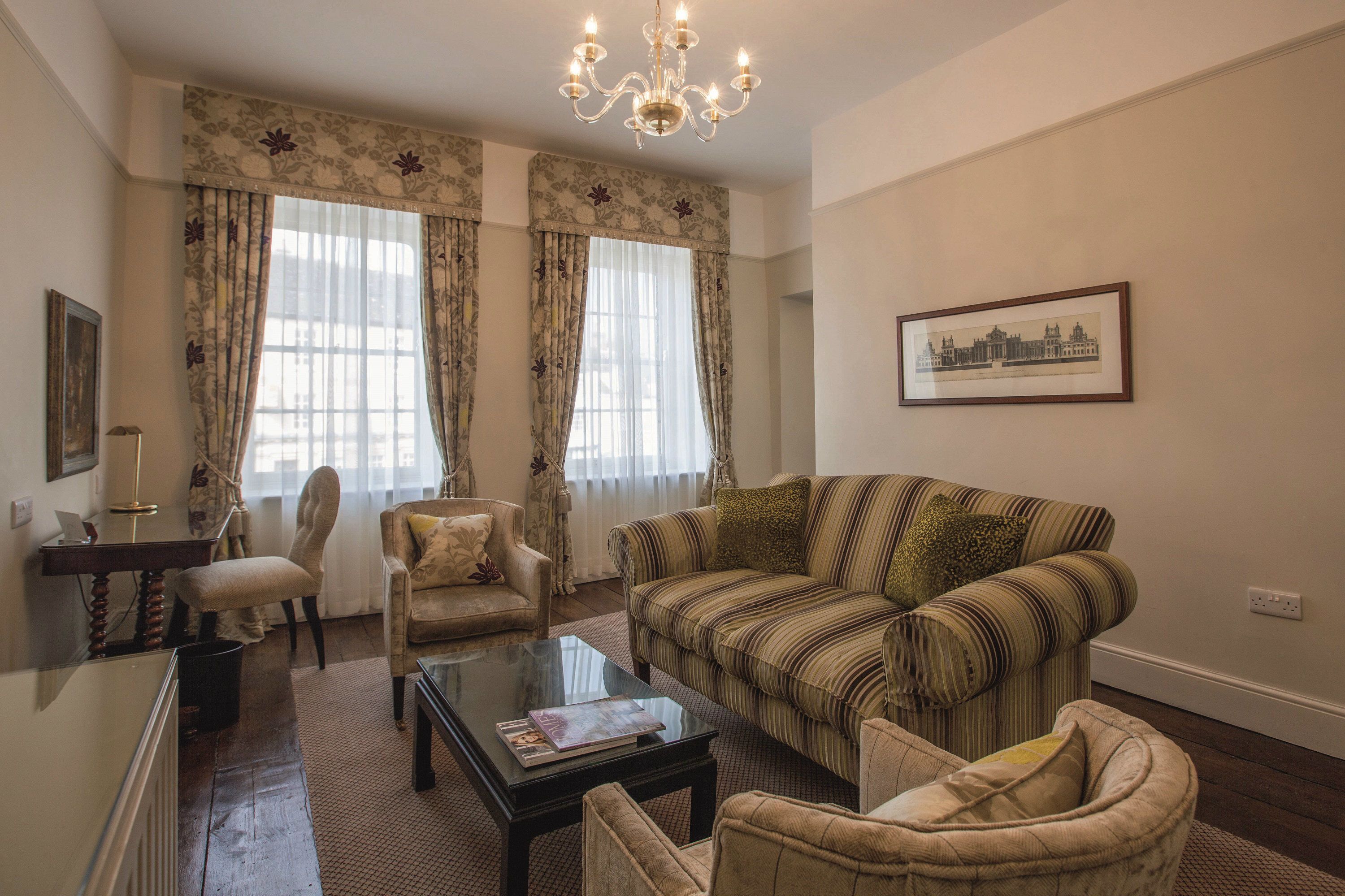 Foto - Macdonald Bear Hotel