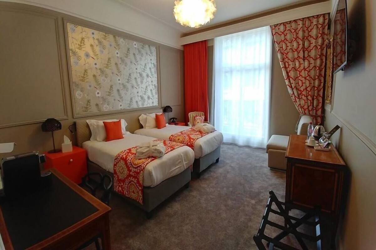 Chambre Classique Twin | 高級寢具、客房內保險箱、書桌、遮光布/窗簾