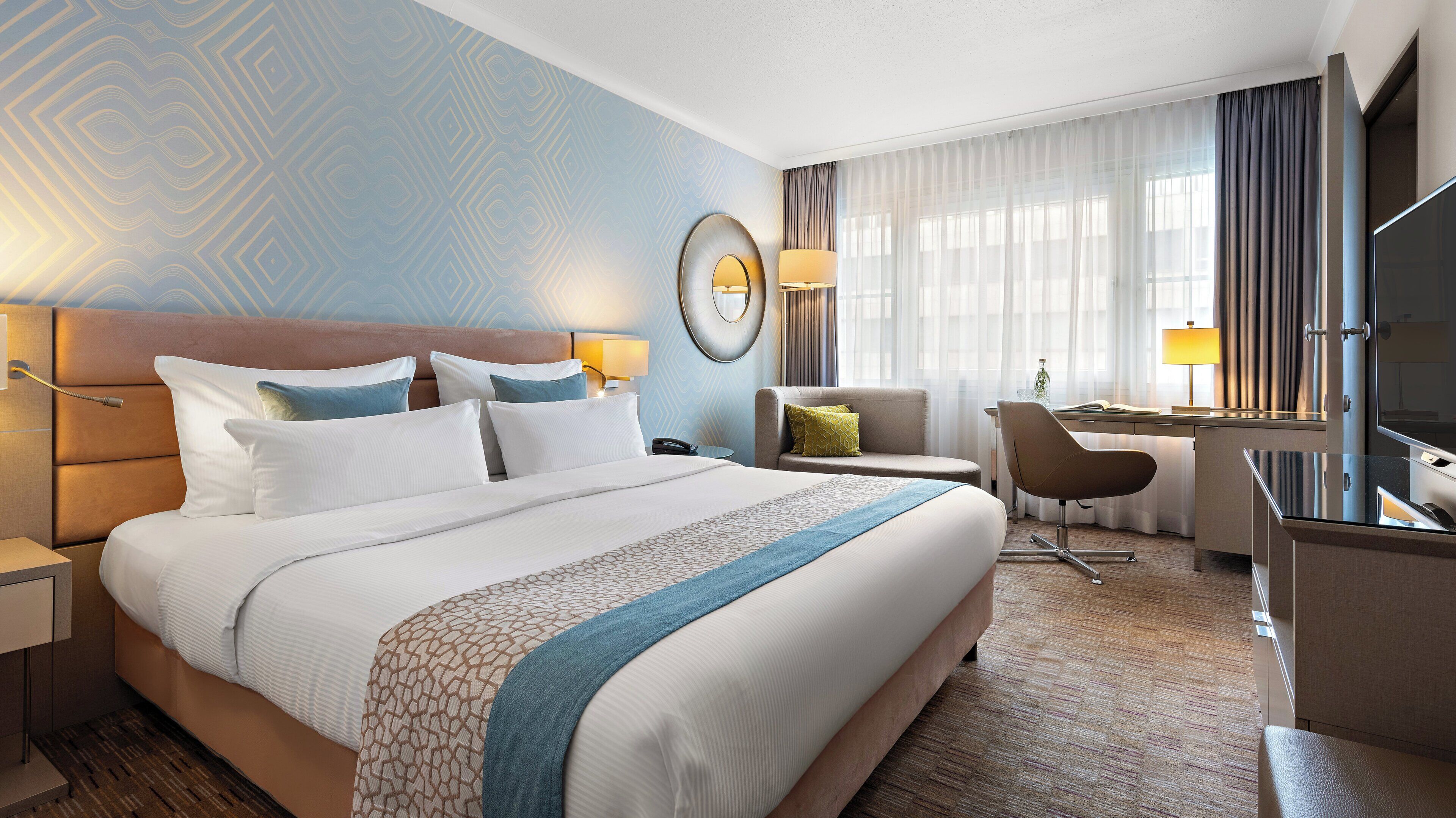 Phòng Suite, 1 giường cỡ king | Bộ đồ giường kháng dị ứng, két bảo mật tại phòng 