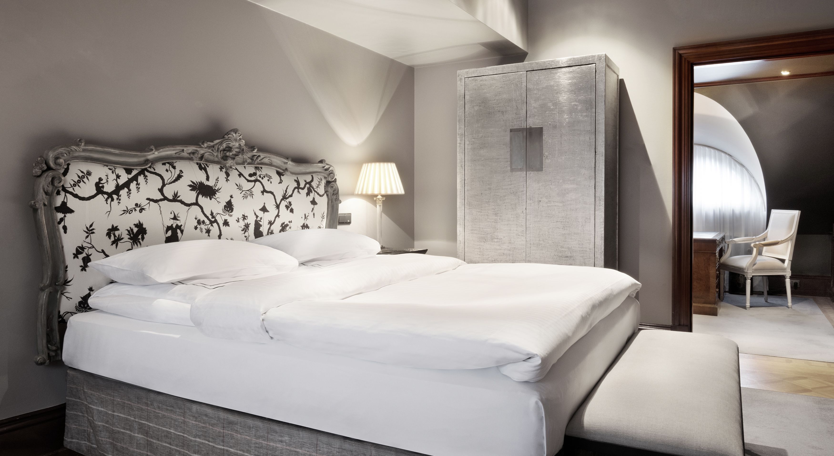 1 chambre, literie de qualité supérieure, couette en duvet d'oie